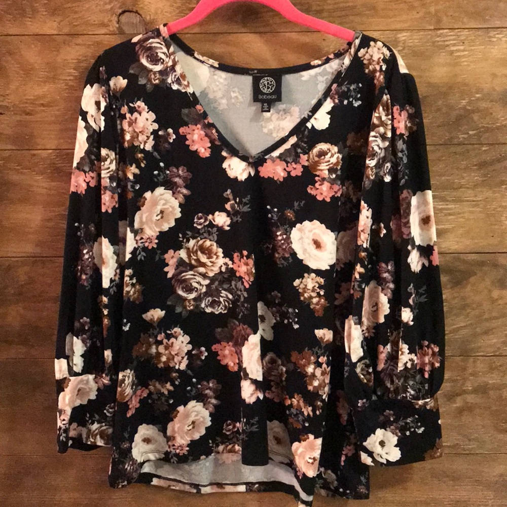 Black floral top